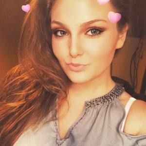 Meet your Posher, Katelynn